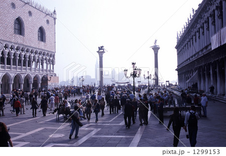 ヴェネチア サン・マルコ広場 ヴェネチア サン・マルコ広場 1299153