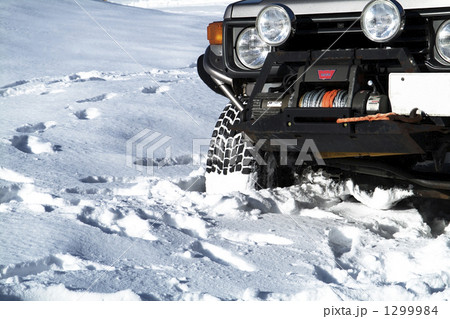 4WD 1299984