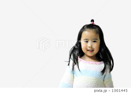 笑顔の子供 1301445