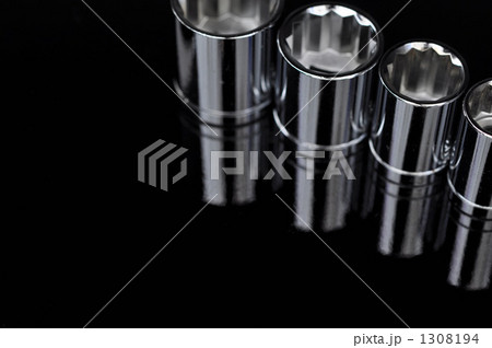 ソケット 1308194