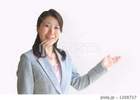 働く女性 働く女性 1308737