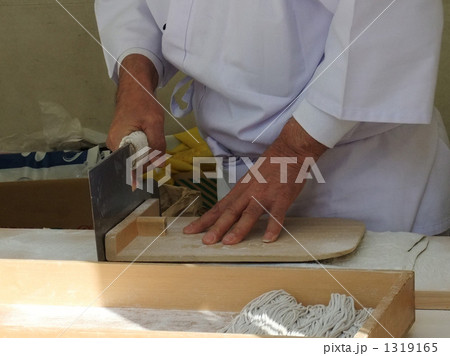 蕎麦打ち 1319165