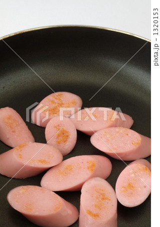 魚肉ソーセージ炒め 1320153