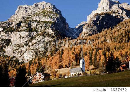 ドロミテ地方の秋 ドロミテ地方の秋 1327479
