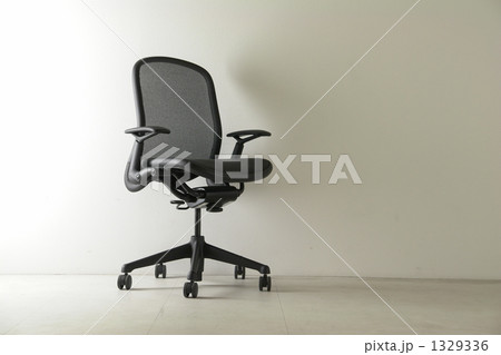 1329336