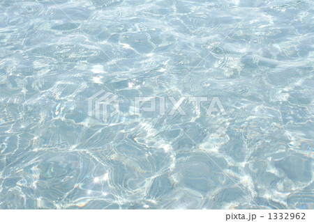 水面 1332962