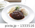 美味しそうなハンバーグランチセット 1333516