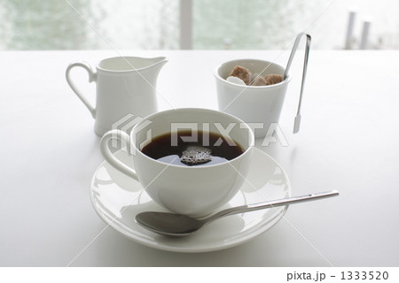 コーヒー＠川辺のカフェ 1333520