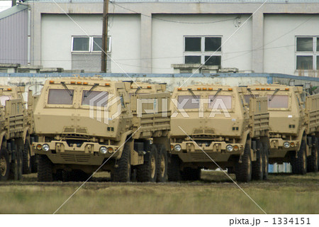 アメリカ陸軍の軍用トラック アメリカ陸軍の軍用トラック 1334151
