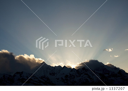 梅里雪山の雄姿 1337207