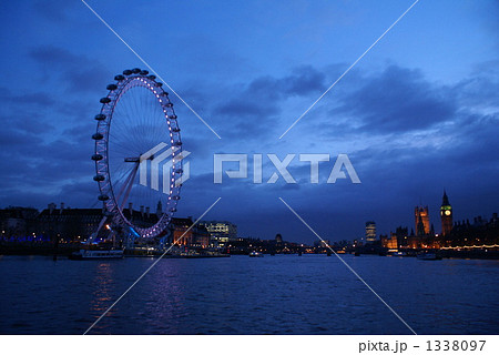 水天一色 1338097