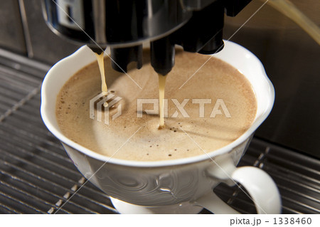 コーヒーマシーン 1338460