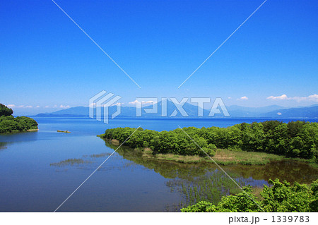 猪苗代湖と磐梯山 1339783