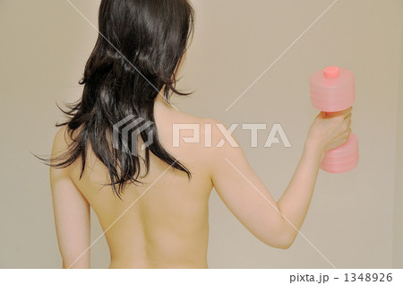 トレーニングの女性 1348926