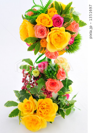 Flower Arrengement Flower Arrengement 1351697