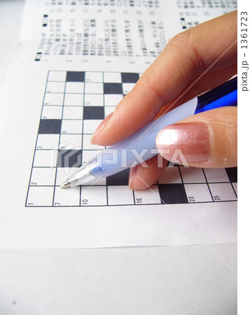 クロスワードパズルを解く 1361723