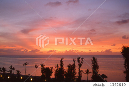 マイクロビーチの夕焼け 1362010