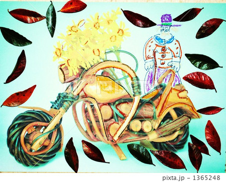 バイクと落ち葉 1365248