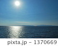1370669