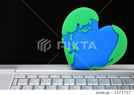 ハートの地球 ハートの地球 1371737