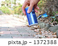 ボランティアでゴミ拾い（缶） 1372388