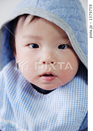 赤ちゃん正面 赤ちゃん正面 1379759