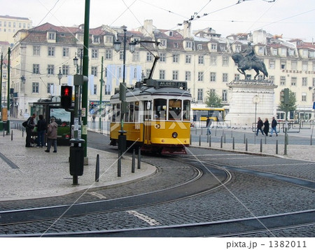 リスボンの路面電車 リスボンの路面電車 1382011