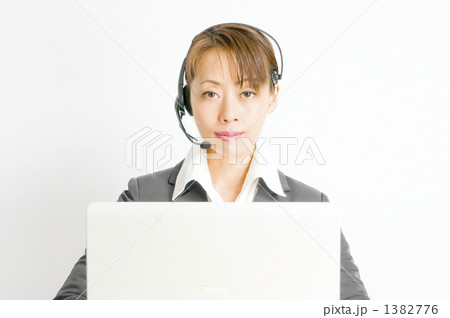 女性オペレーター 女性オペレーター 1382776