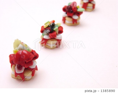 プレゼントボックスケーキ 1385890