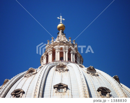 ローマ  サン・ピエトロ大聖堂 1388830