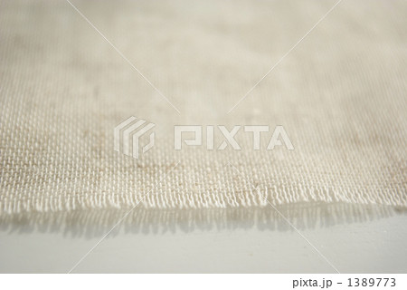 リネン　光に透ける 1389773
