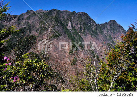 両神山の主峰2 両神山の主峰2 1395038