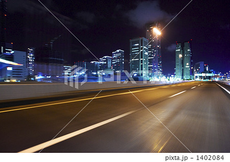 1110首都高速道路夜走りの写真素材