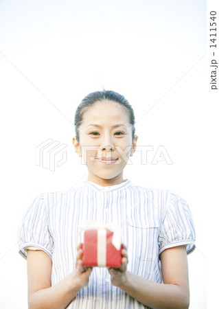 1411540