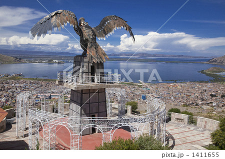 コンドルの丘よりプーノ市内 1411655