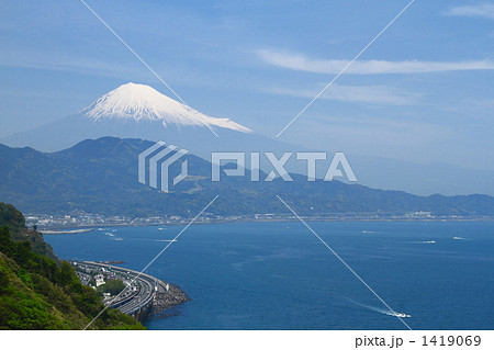 富士山と駿河湾 富士山と駿河湾 1419069