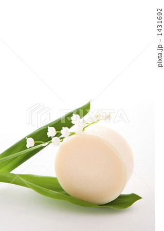 鈴蘭と石けん 1431692