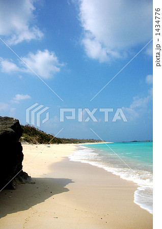 有人日本最南端の島の絶景ビーチ 1434776