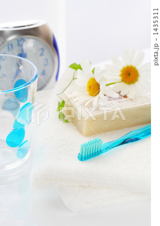 朝　歯磨きイメージ　Ⅱ 1435311