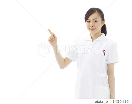 医療女性ナース・指差す　バリエーション 1436416