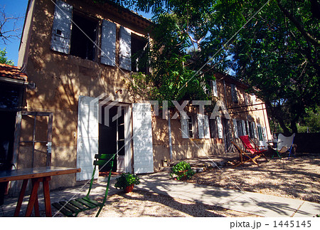 郊外の家 郊外の家 1445145