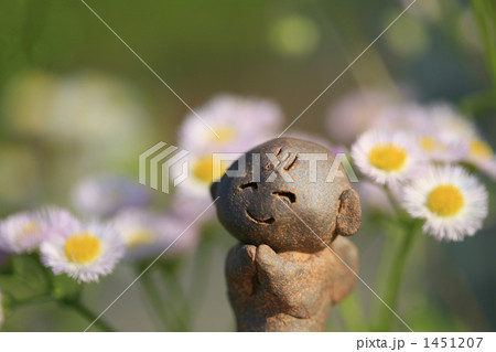 優しい笑顔のミニチュアお地蔵様 優しい笑顔のミニチュアお地蔵様 1451207