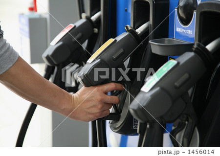 ガソリン給油 ガソリン給油 1456014