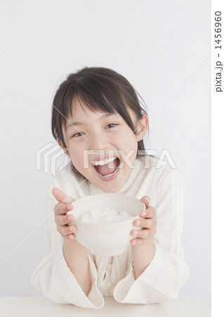 1456960