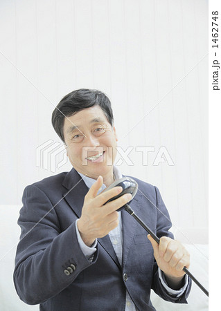 1462748