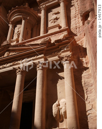 ペトラ遺跡（エル・ハズネ） 1467913