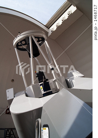 天文台の天体望遠鏡 天文台の天体望遠鏡 1468717