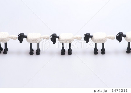 羊の行進 1472011