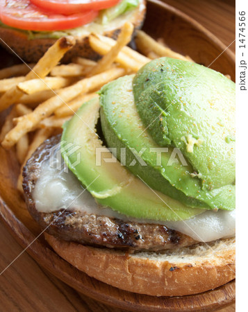 アボカドチーズバーガー 1474566