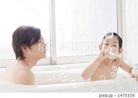 nude family photography Daughterお泊まり保育 風呂